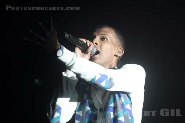 STROMAE - 2011-07-01 - BELFORT - Presqu'ile du Malsaucy - 